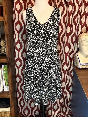 Kaileigh Black and White Floral Tiered Midi Dress